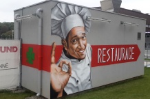 venkovní graffiti malba pro restauraci
