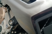 BMW S1000R - Scratched Metal