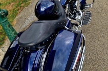 H-D Roadking - helmet color match