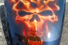 Airbrush gastank skull on fire.